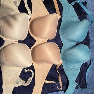 Bundle of Three ThirdLove t-shirt Bras.